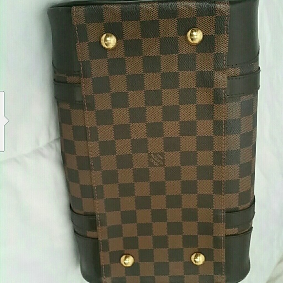 SOLD! Louis Vuitton Berkeley ebene. - Picture 5 of 8